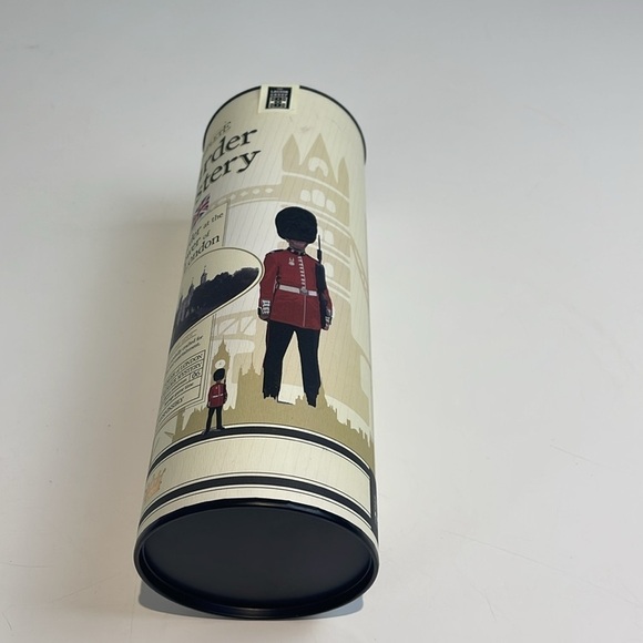 Complete Murder Mystery London Game New - Picture 4 of 5